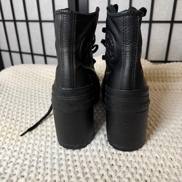 Converse Women’s Chuck De Luxe Heeled All-Black High-Top Sneaker Boots 7 - Picture 5 of 7